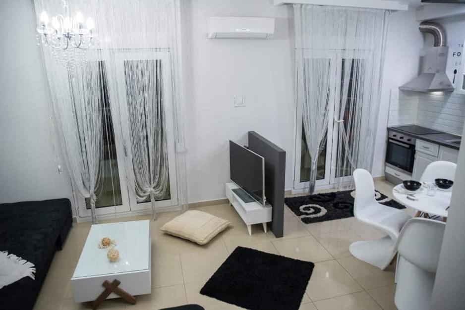 Boutique Lux Apartments Kavala Bagian luar foto
