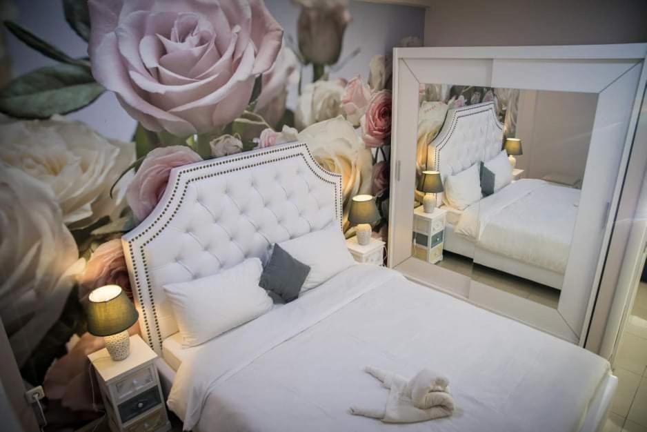 Boutique Lux Apartments Kavala Bagian luar foto