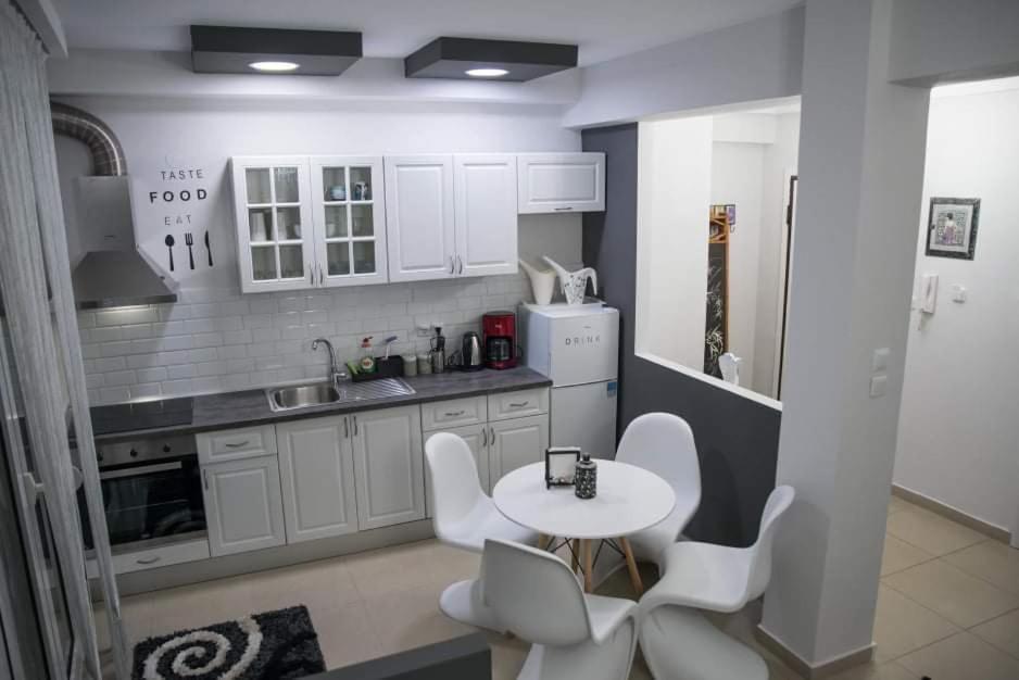 Boutique Lux Apartments Kavala Bagian luar foto